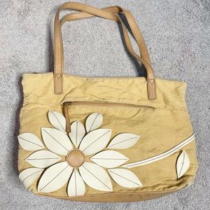 Relic Oh Happy Day Shoulder Purse Tote Handbag Boho Whimsical Beige Brown Flower